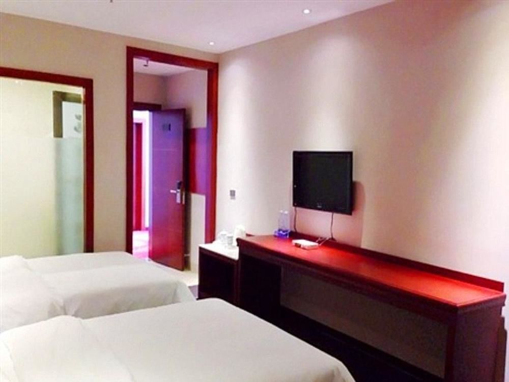 Longwang Business Hotel Liuzhou Екстериор снимка